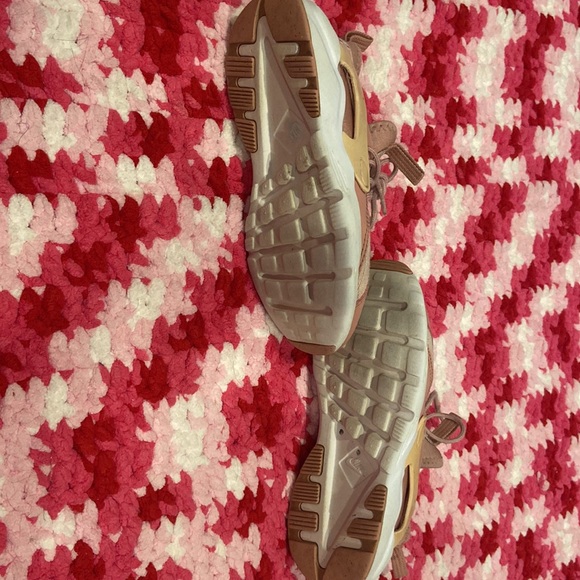 Nike Huarache Run Se (Little Kid) size 12.5c - Picture 8 of 16